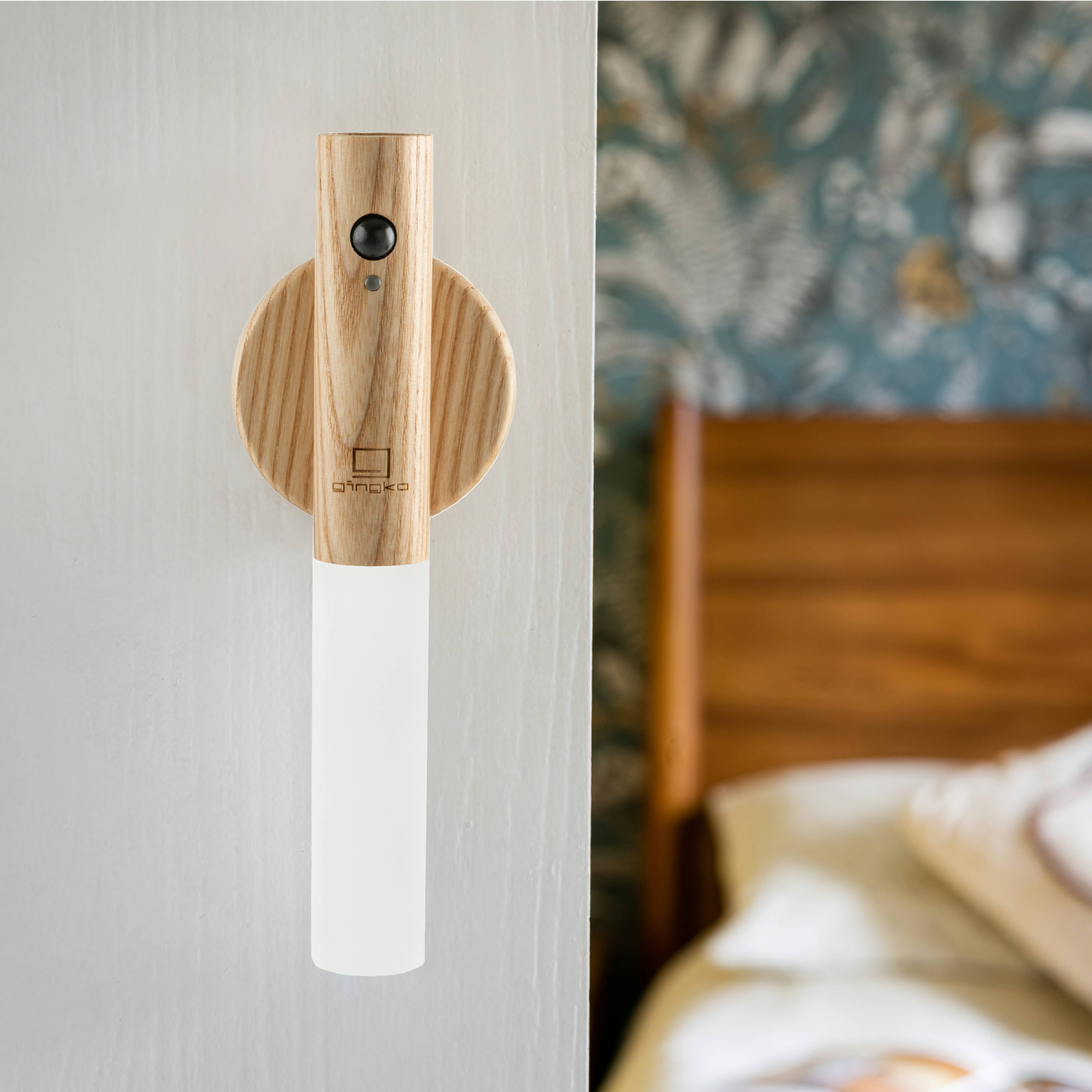 Gingko Design - Wholesale Accent/Desk Lamp - Smart Baton Light11