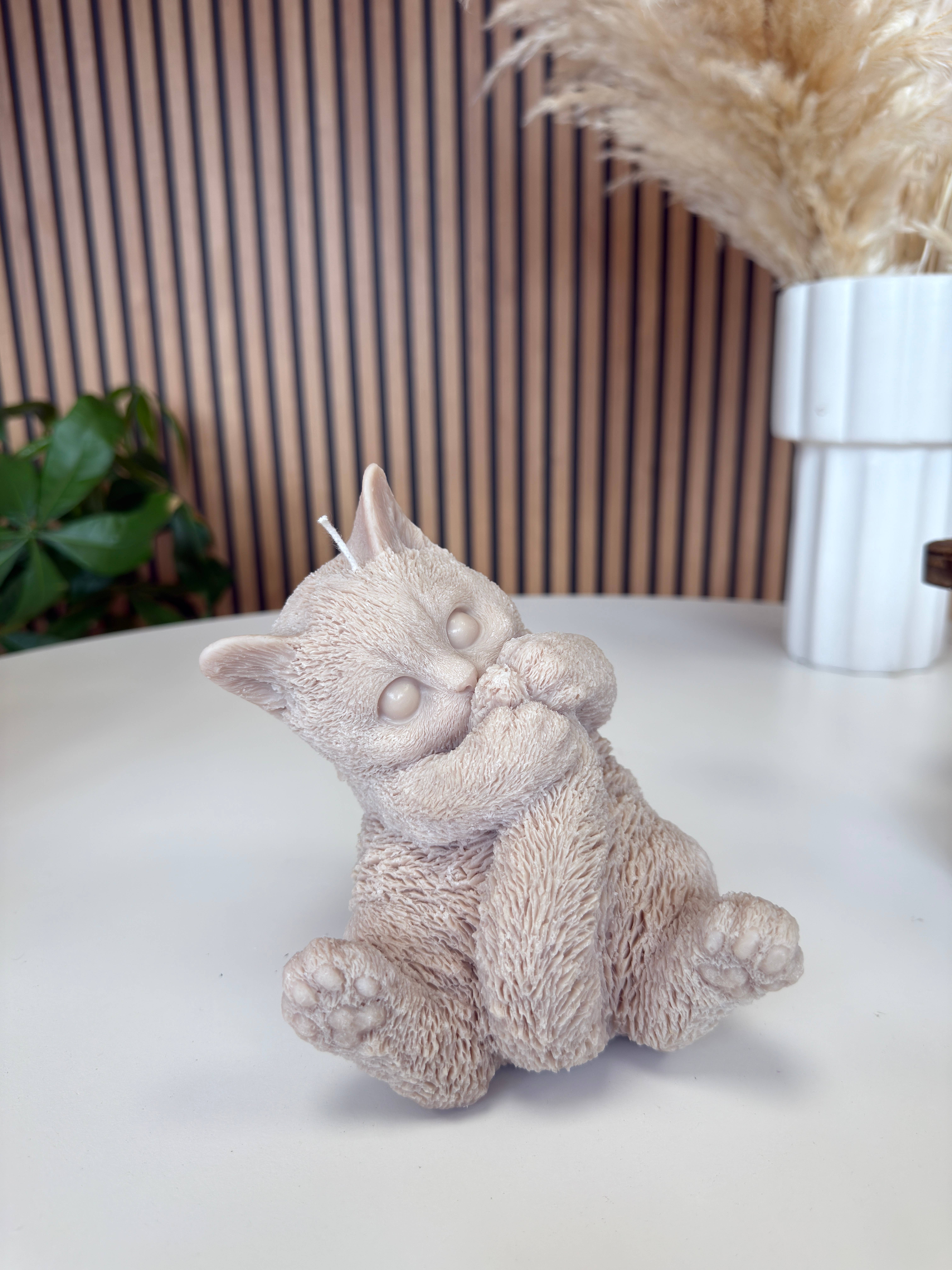 Ritual Spirit ltd – wholesale Novelty candle – Cat Candle  Collection 6