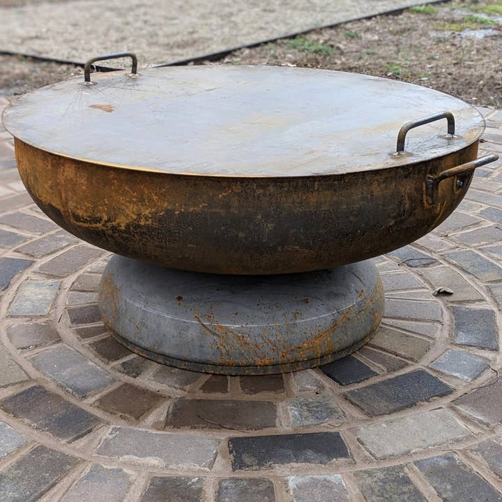 Evergreen Patio - Wholesale Fire Pit - 36" Fire Pit on Base Legacy Series