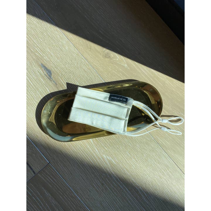 MUNELLE DE VIE – Großhandel Nicht-medizinische Einwegmaske – Munelle De Vie Handgefertigte Gesichtsmaske aus Seide1