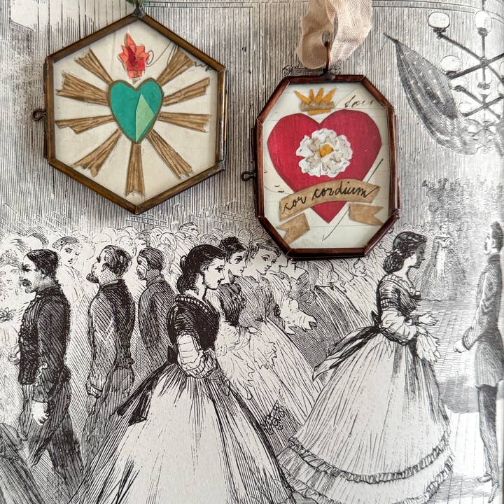 Maris Mirum - Wholesale Ornament - Cor Cordium ~ Art Locket Heart Vintage Decor Handmade 1