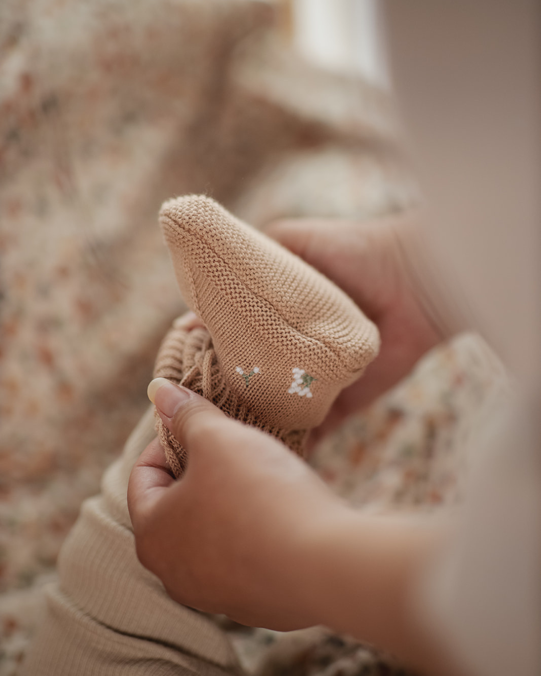 Saga Copenhagen - Vente Bottines – bébé - Chaussons - Coton biologique - Tricotés - Nude & Broderie3