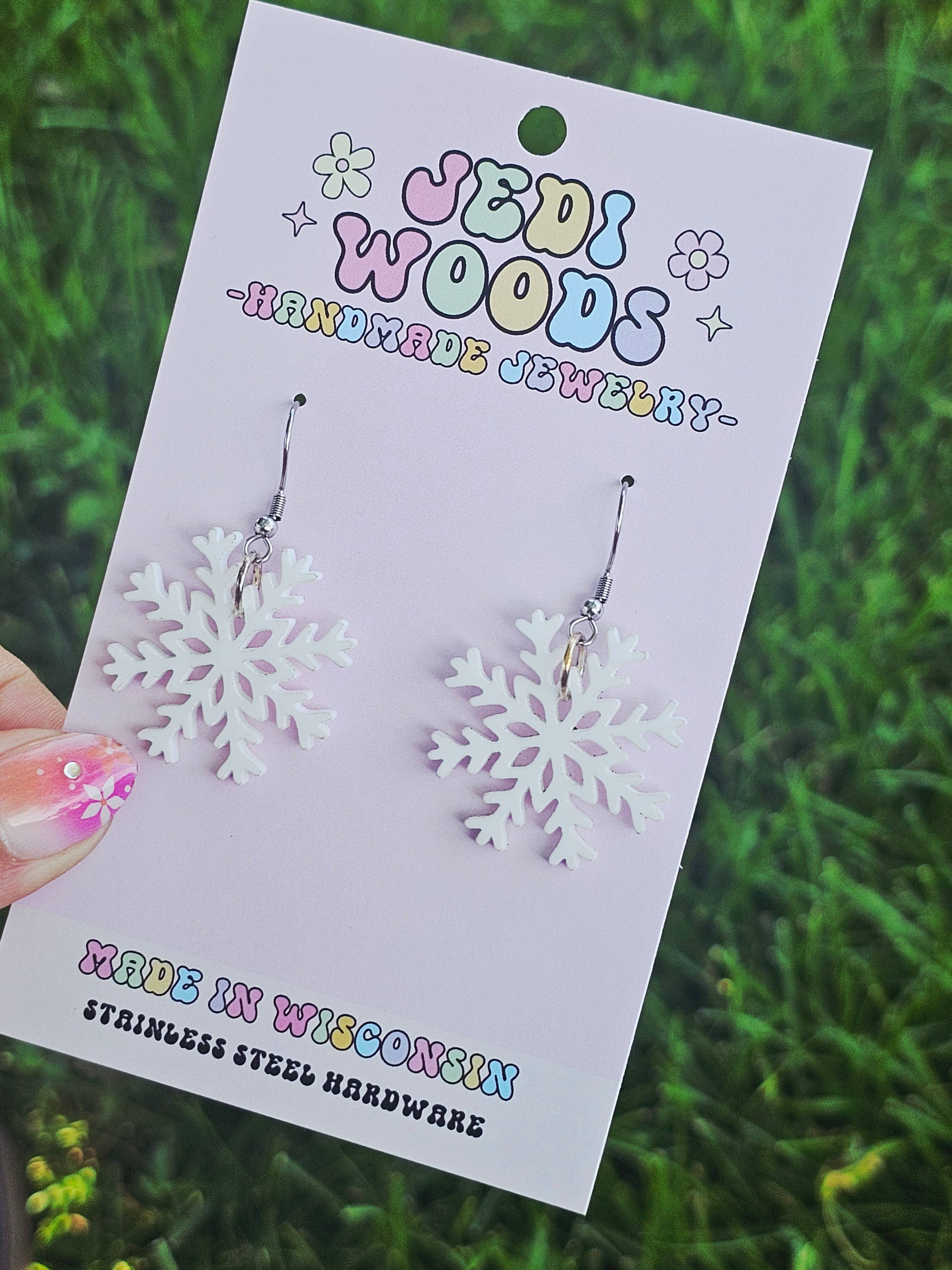 Jedi Woods LLC - Vendita all'ingrosso Orecchini pendenti - Orecchini minimalisti a forma di fiocco di neve bianco 2