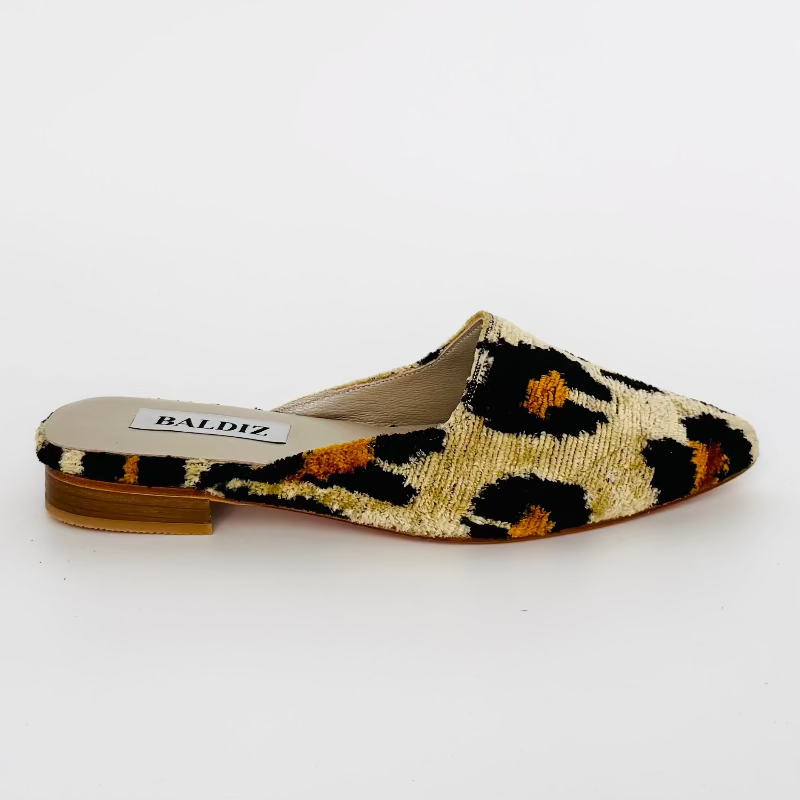 FW F Leopard Print Nora Slide for wholesale on Faire1