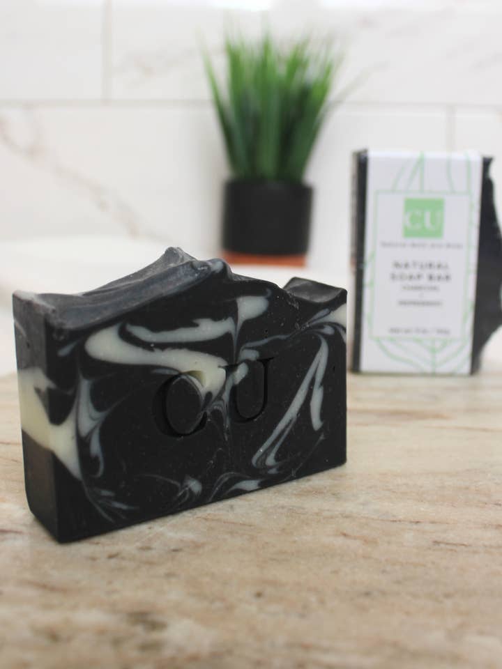 Träkol & Pepparmynta Tvål för wholesale av Cherish U