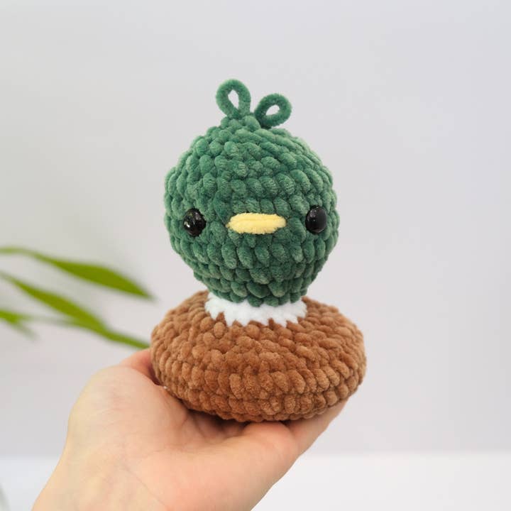 Anh2 LTD – wholesale Keychain – Women's – Crochet Mallard, Pekin, Duckling, Crochet Amigurumi Plushie