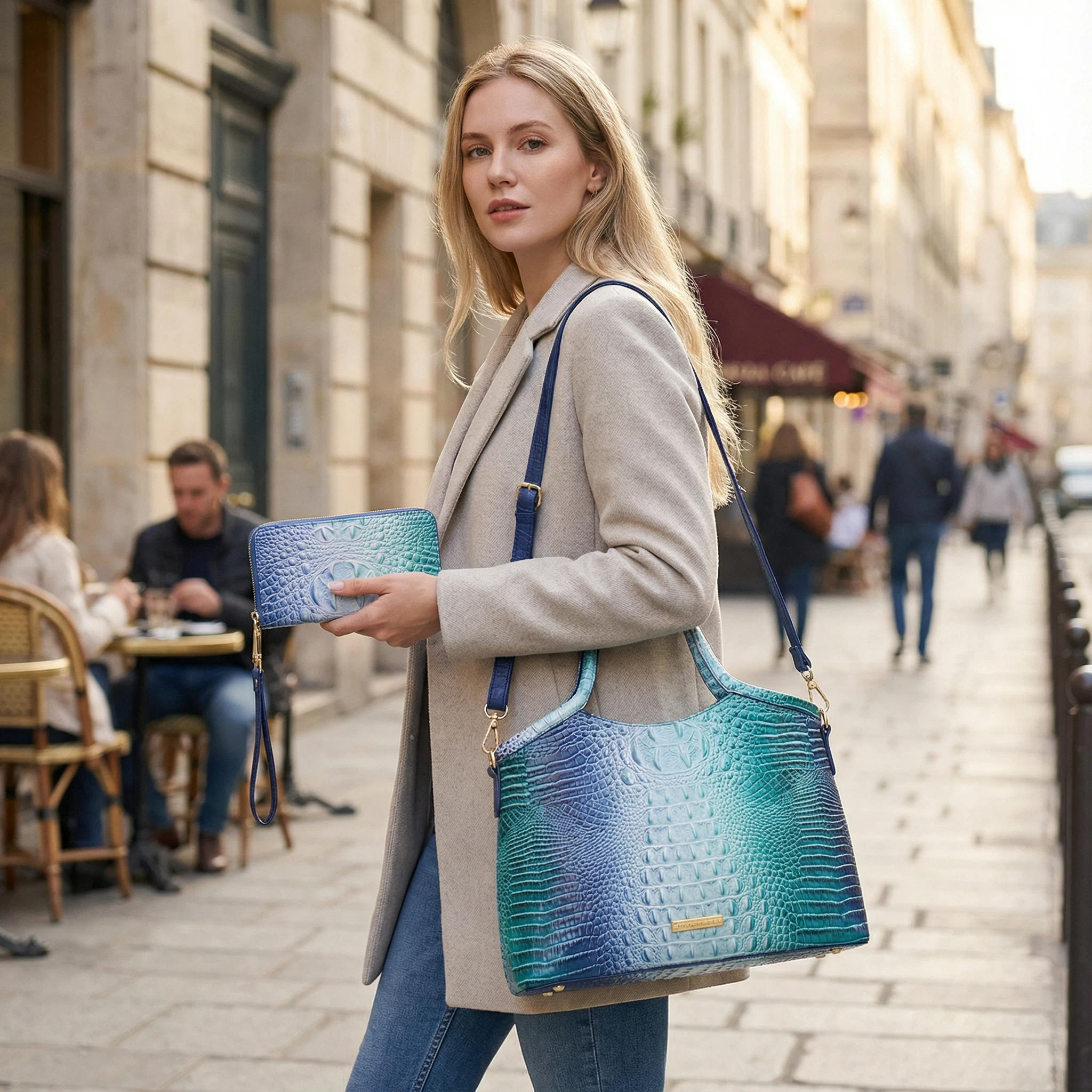 KAYLA+AVA – wholesale Axelremsväskor – Dam – Serendipity ombréhandväska med krokodilprägling och matchande plånbok9