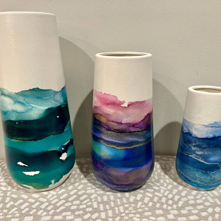 Set med 3 vaser - Handmålade för wholesale av Adanel Studio