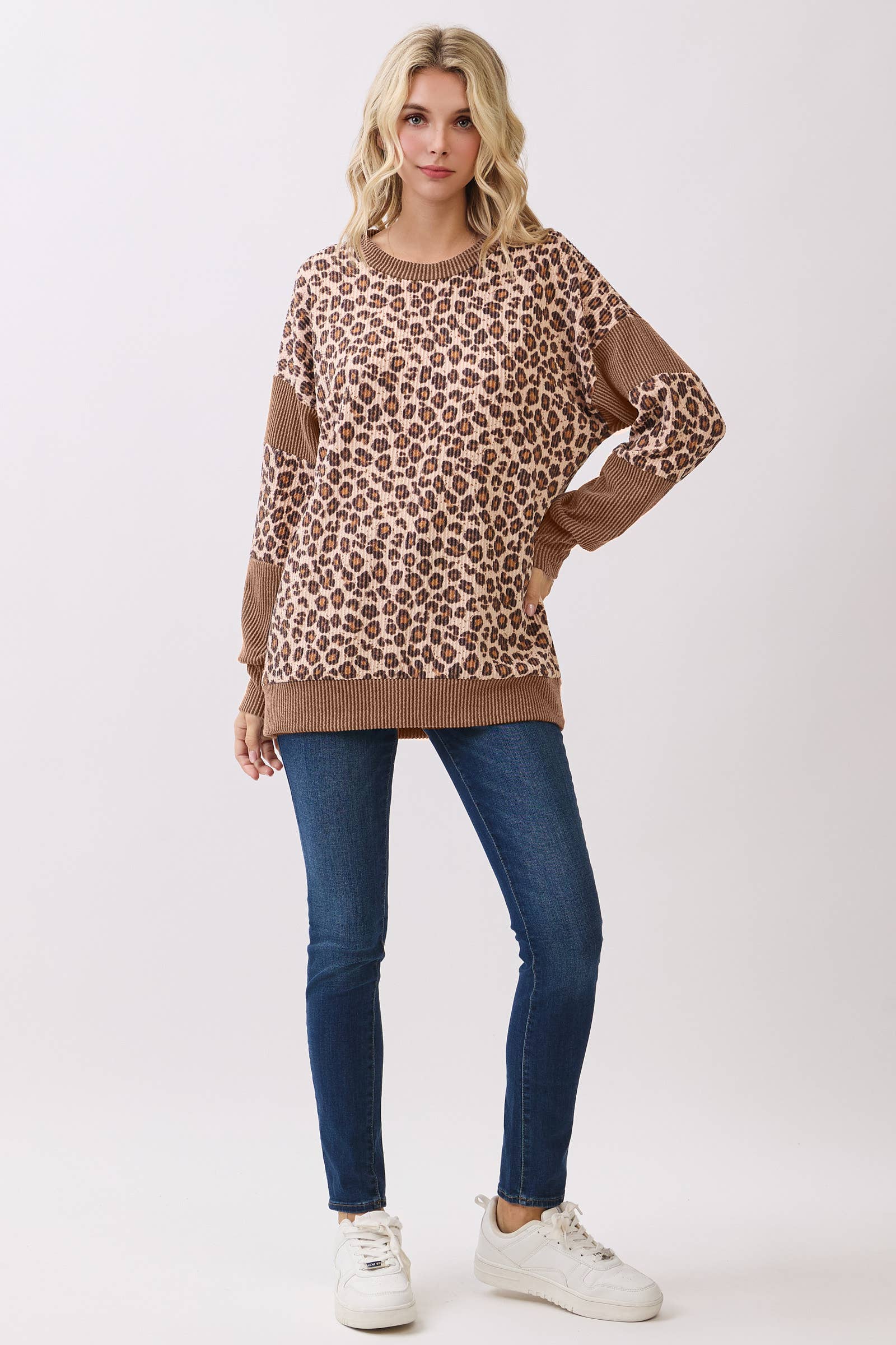 7th Ray - Wholesale Sweatshirt - Women's - Leopard print drop shoulder pullover sweatshirt T611612
