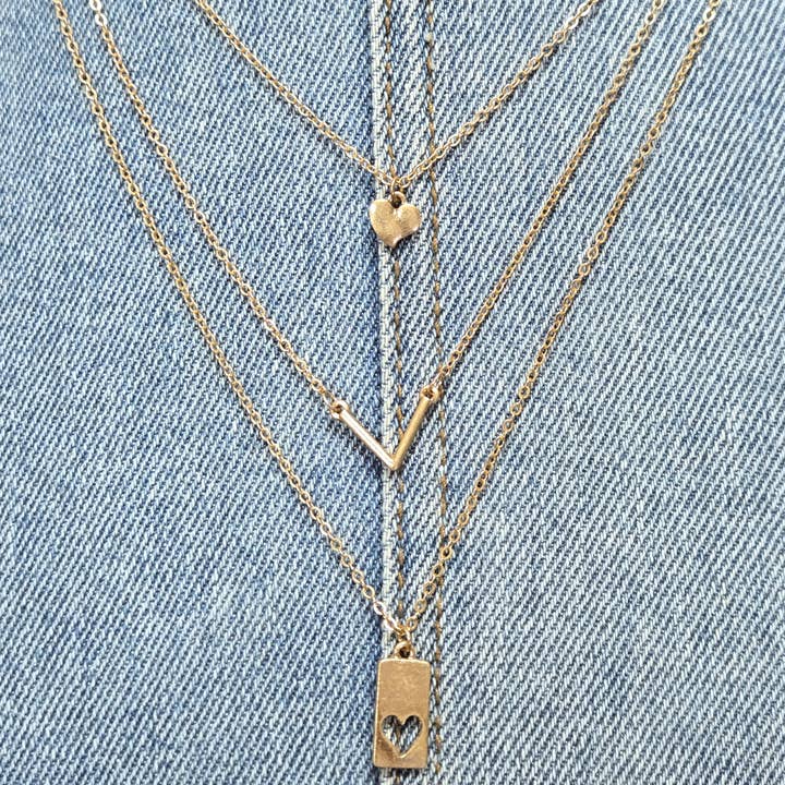 N0546 QN4294 Collane con Mini Pendente per la vendita all'ingrosso da parte di Greater Goods Imports & Wholesale