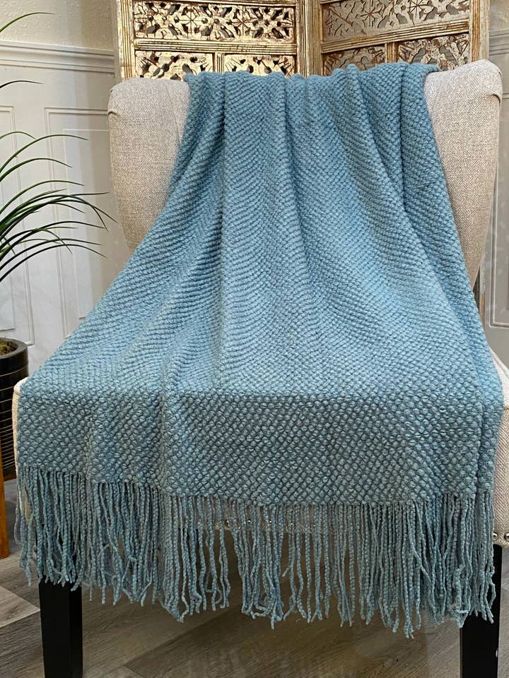 Highgrove - Plaid en acrylique, 60 po x 50 po, collection Picardy, bleu pour la vente par Elite Home Fashions