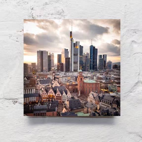 Kila-Photography - Deine Stadt auf Holz - Vente Affiche d'art - carré photo 15x15cm - Francfort sur bois1