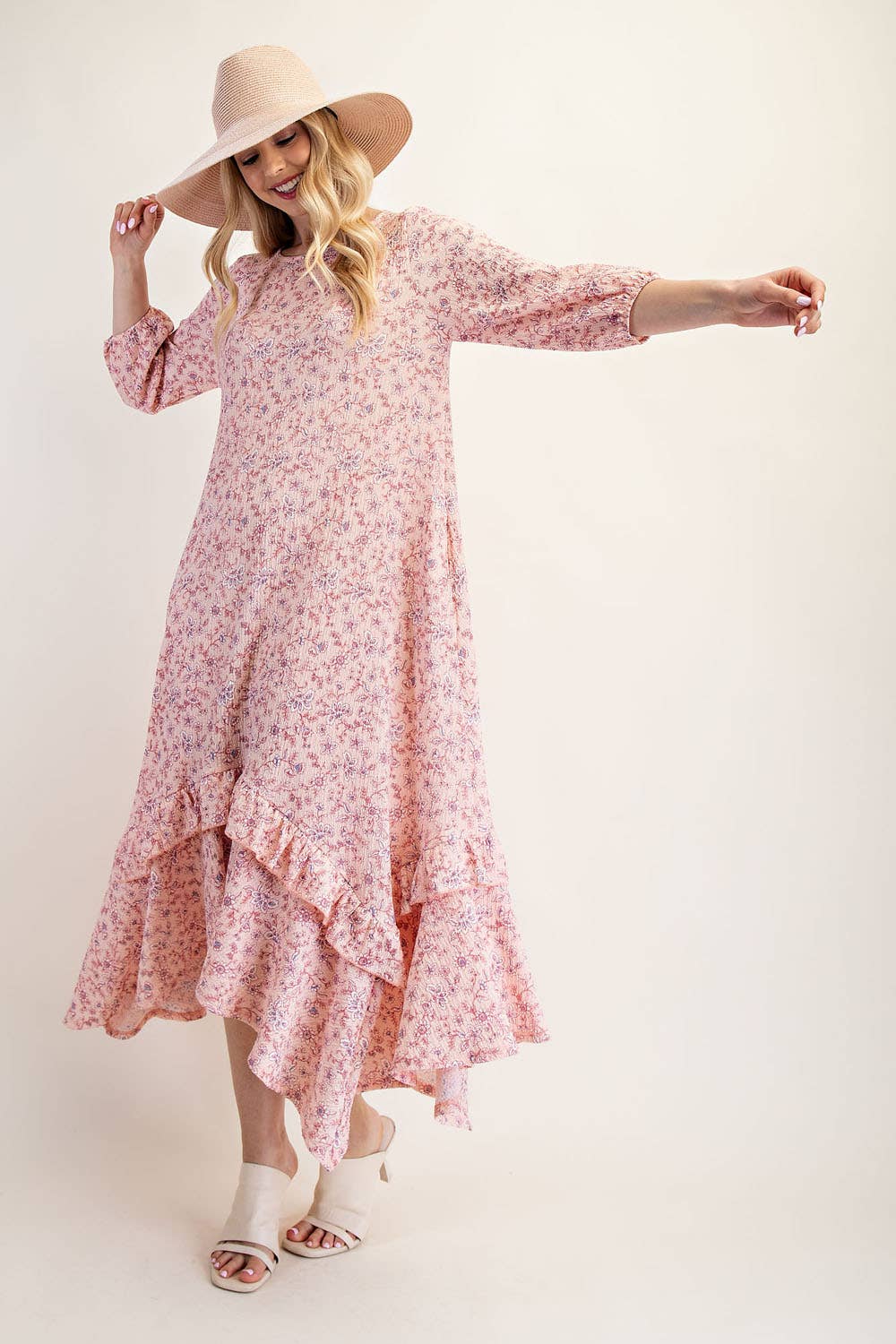 Celeste Clothing – Großhandel Kleid – Damen – SOMMERKLEID IN ÜBERGRÖSSE MIT HOHEM-TIEFEM SAUM UND RÜSCHENSAUM -MD43935C