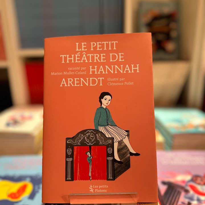 Filosofibog - „Hannah Arendts Lille Teater“ for engroshandel hos Les Petits Platons