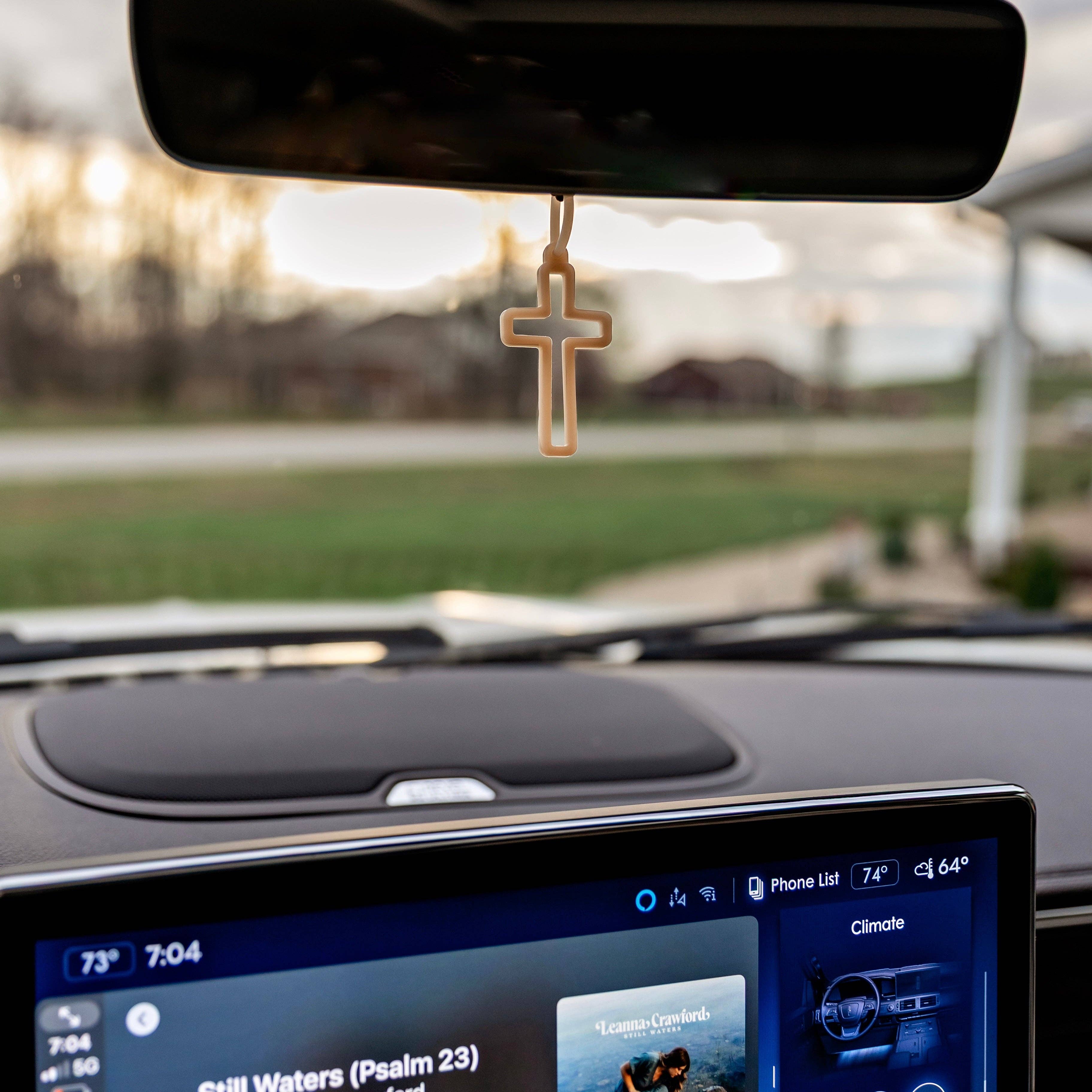 Ryan & Rose - Wholesale Keychain - Kids - Cross Charm4