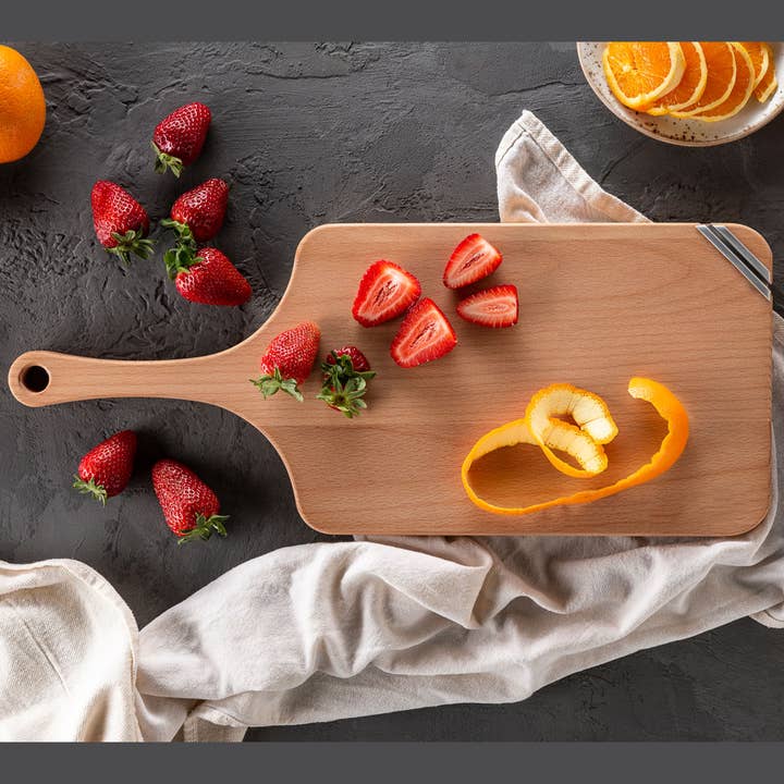 Tagliere per salumi in legno di faggio per la vendita all'ingrosso da parte di Falegnameria 2T di Tirabassi M. e L. s.n.c.