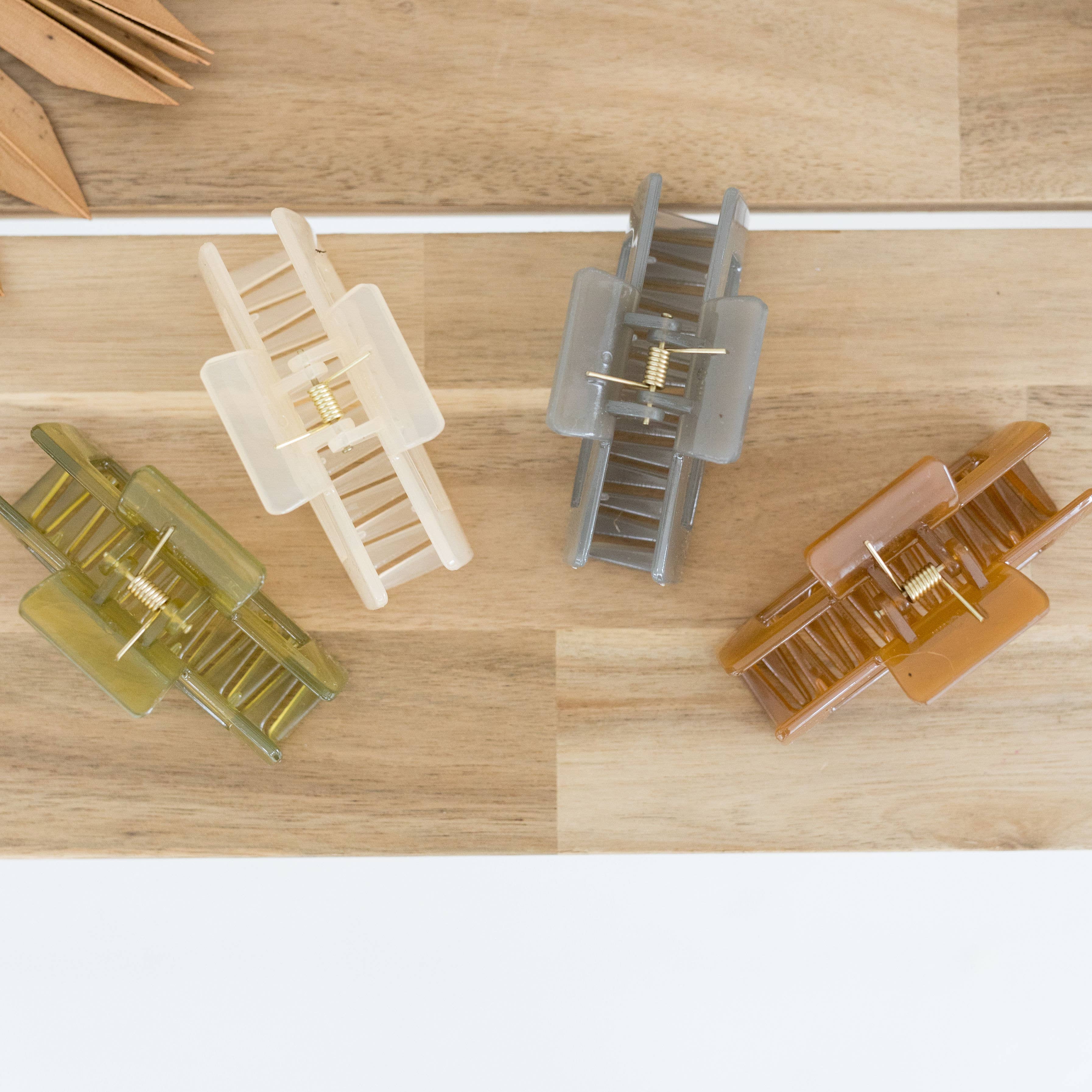 blush & bubbly – wholesale Hair clip – Women’s – Hair Claw Clip, Joshua Tree Collection, Translucent Clip8