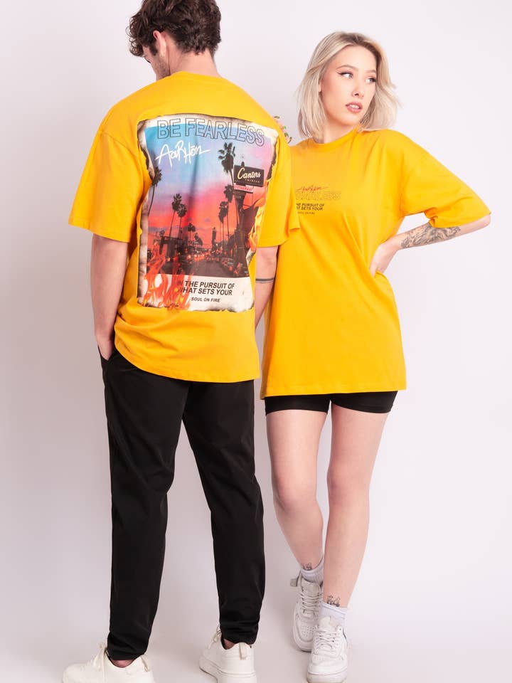 T-shirt Coupe Ample avec Imprimés "Sunset" Jaune pour la vente par AARHON