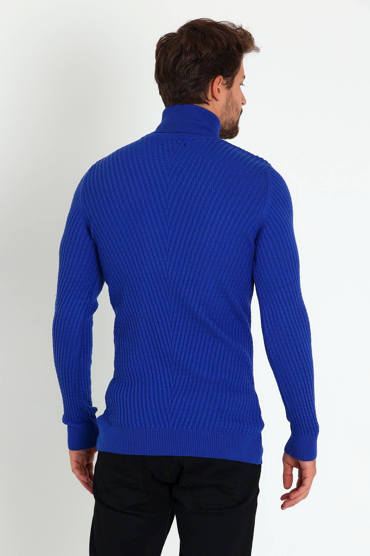 JU GROUP - Wholesale Knit Sweater - Men's - 1640 - MEN'S TURTLENECK SWEATER3