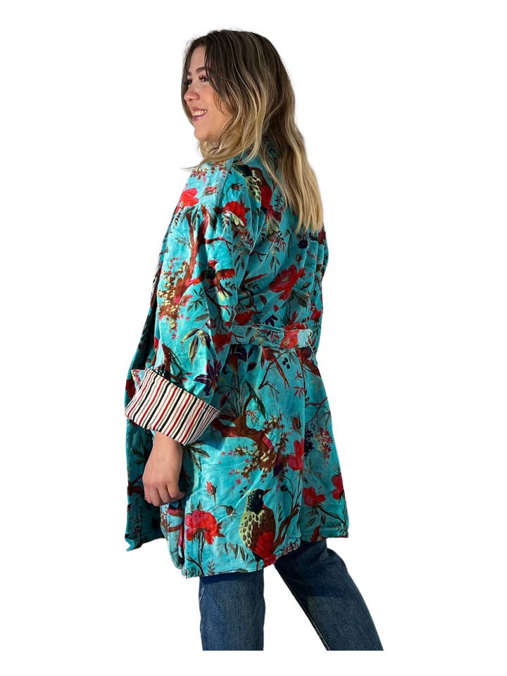 Kinomy – wholesale Rock - Dam – Mönstrad kappa i trehårig sammet med kimonomodell10