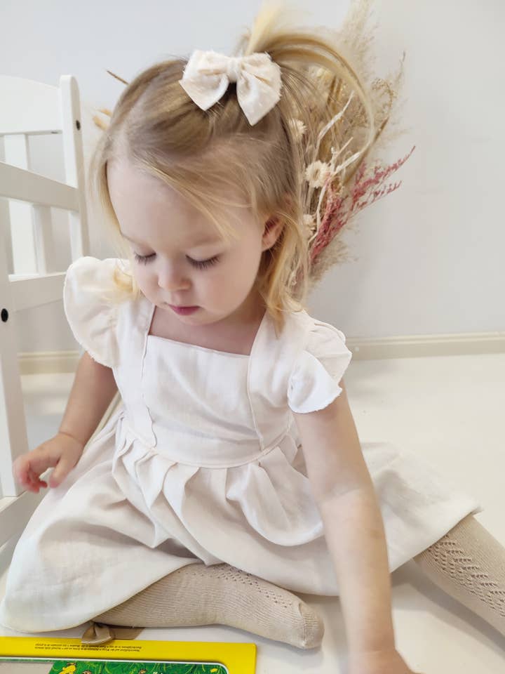 Petiteaude - Venta al por mayor Vestido - Niños - Vestido de delantal de bautizo para niña con flores de primavera y verano para niñas7