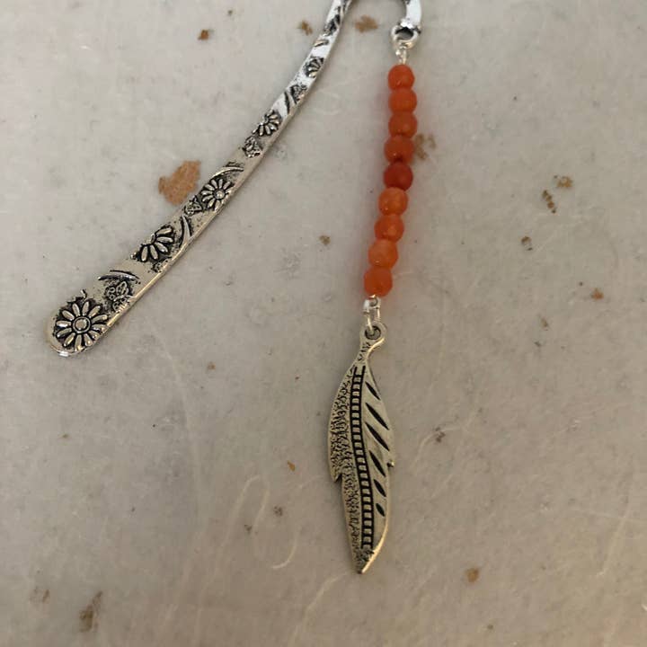 Segnalibro con perline Segnalibro foglia con perline,,, per la vendita all'ingrosso da parte di Roshni Desai & Things