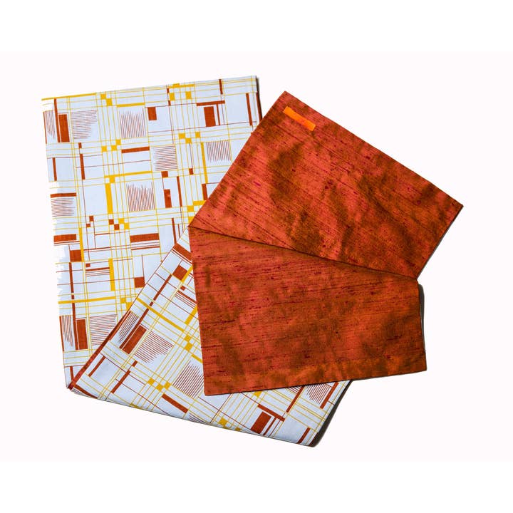 Chemin de table en soie Arazzo pour la vente par Fili New York