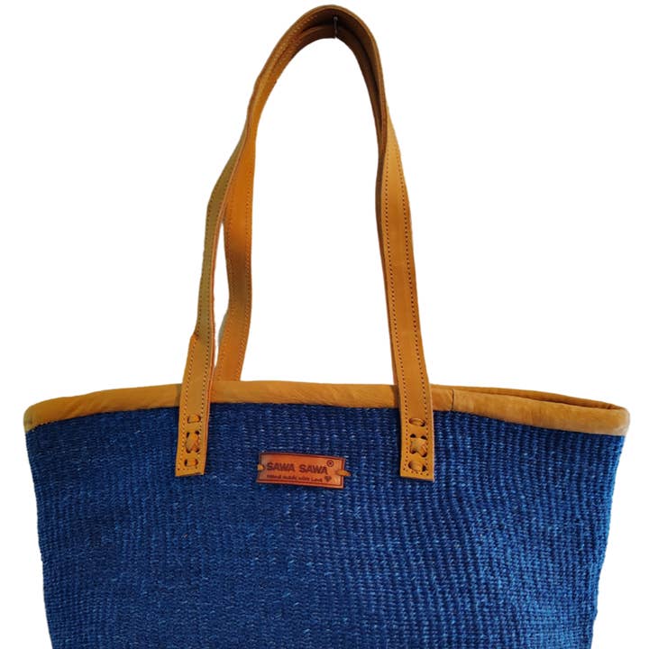 Panier fourre-tout rectangulaire en sisal Nourishment pour la vente par SAWA SAWA