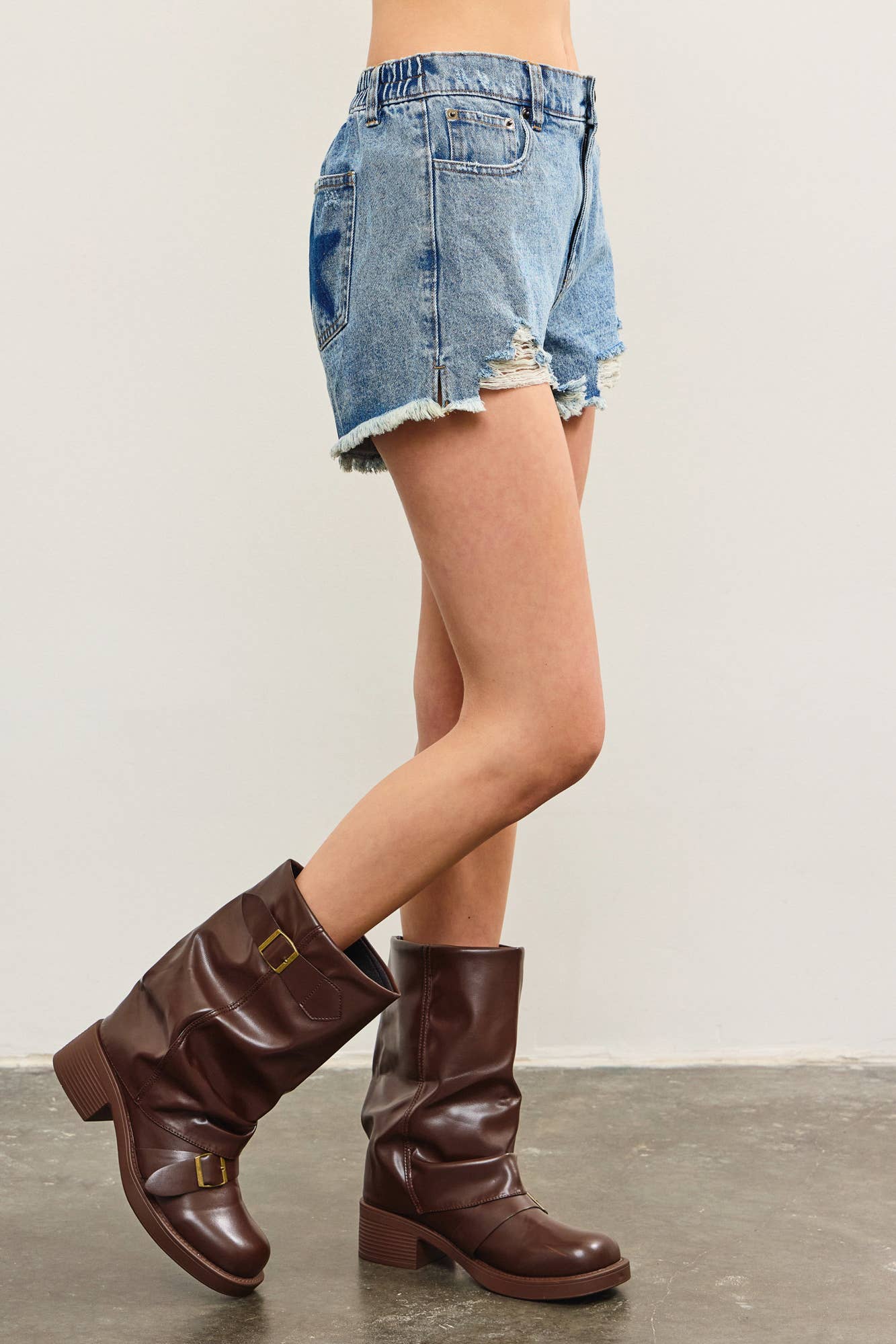 BACK POCKET STAR SHADOW PATCH DENIM SHORTS for wholesale on Faire2