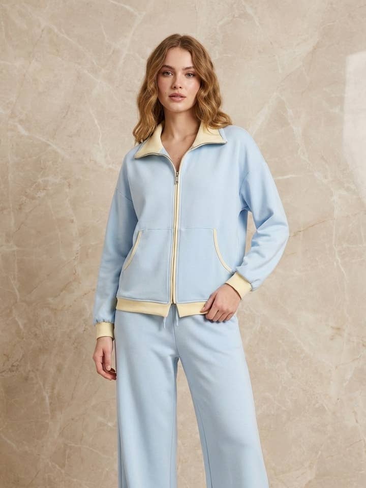 Completo da jogging moda donna per la vendita all'ingrosso da parte di Amy & Clo Invogue