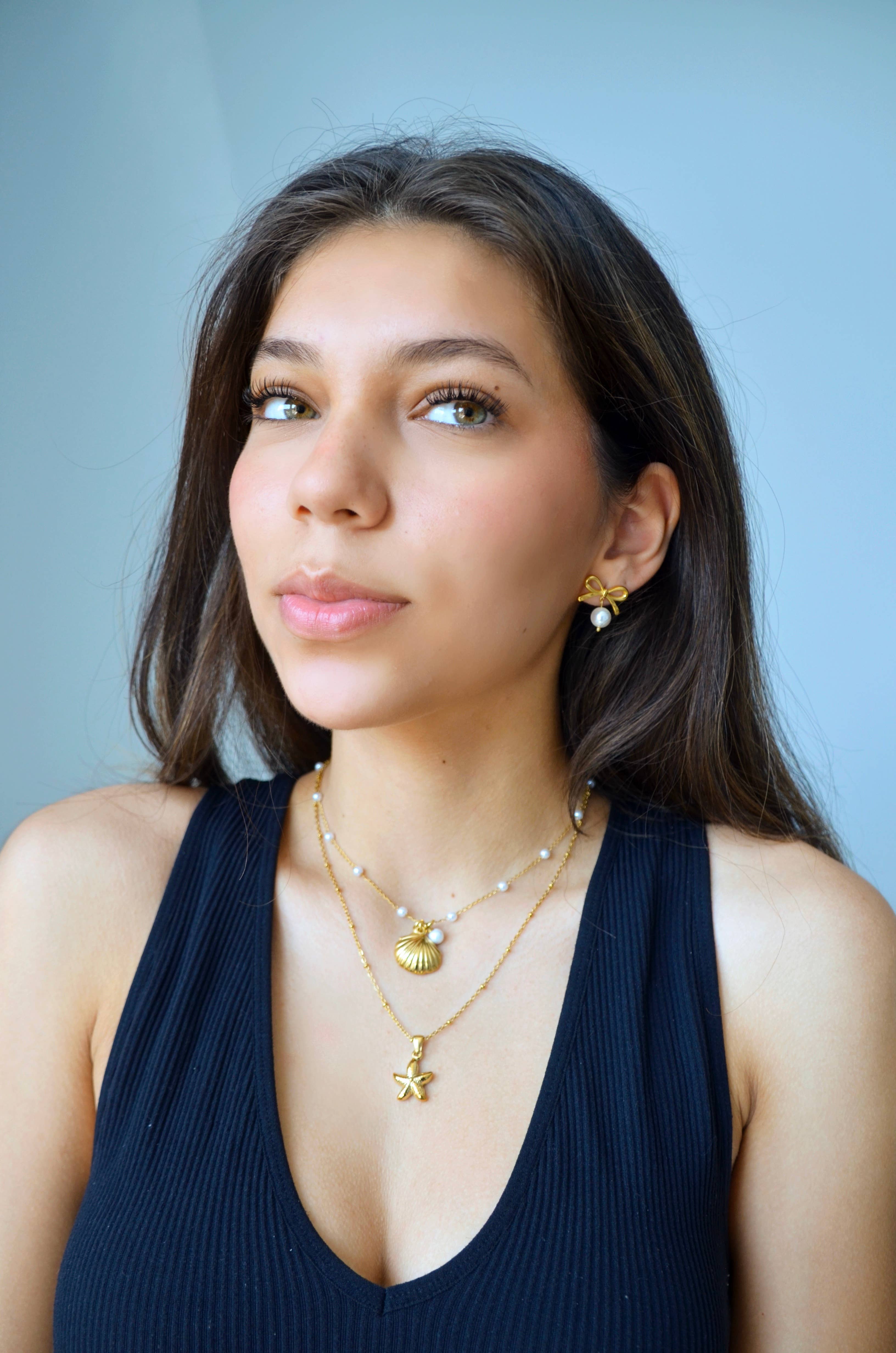 AzzaikJewelry - Wholesale Pendant/Charm Necklace - Seashell Beachy Gold Stainless Steel Necklace3