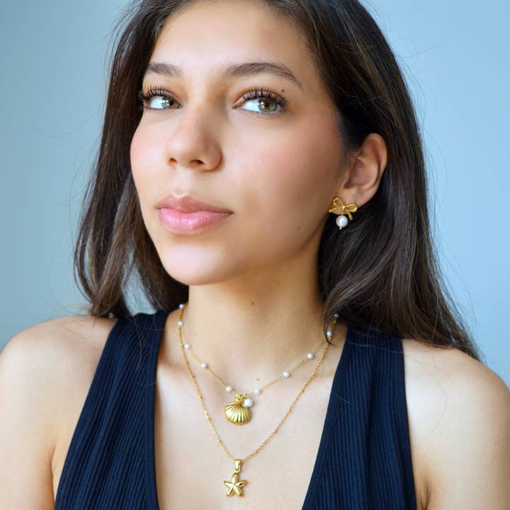 AzzaikJewelry - Wholesale Pendant/Charm Necklace - Seashell Beachy Gold Stainless Steel Necklace3