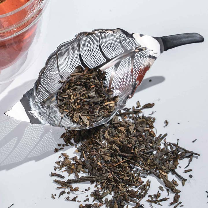 01living Ltd - Wholesale Tea Strainer/Infuser - Leaf Shaped Tea Strainer Loose Leaf Tea Infuser Silver1