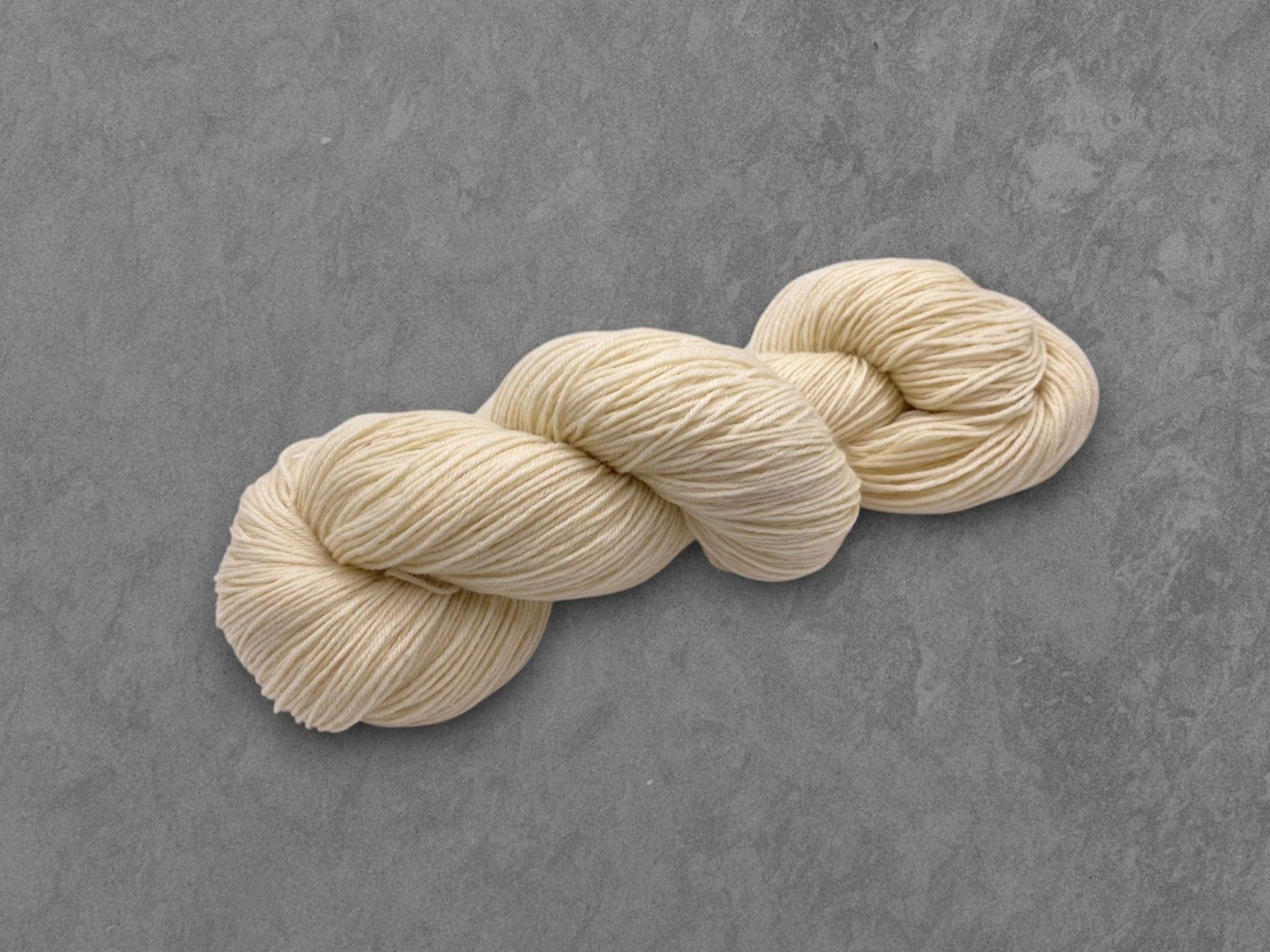 Rooster Undyed Yarns - Wholesale Yarn - Undyed Yarn: SW Bluefaced/Corriedale 4 Ply Knitting Yarn1
