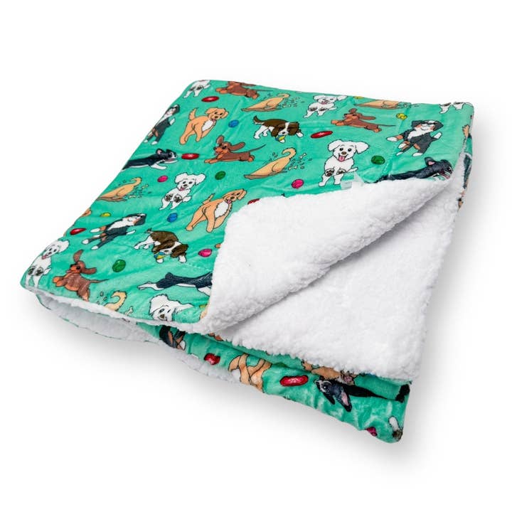 Zelda & Harley | The Dog Mom Store - Wholesale Pet Blanket - Dog - Zoomies 2.0 Dog Blanket