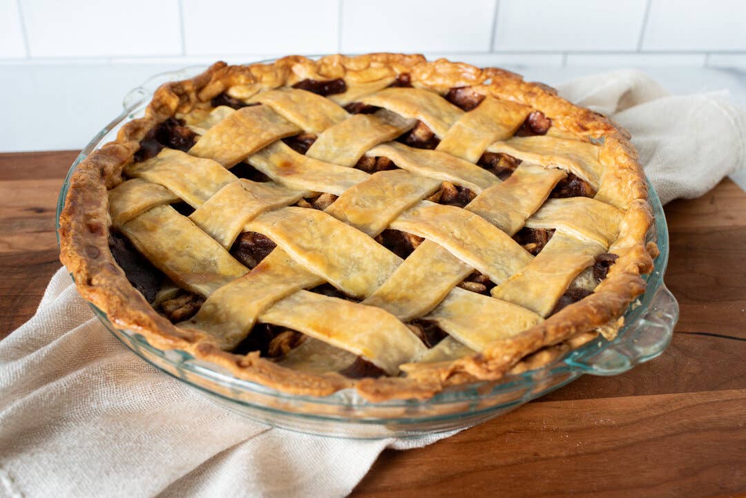 Maple Valley Cooperative - Wholesale Maple Syrup - Maple Syrup Organic Dark & Robust 12 oz. Flat Glass7