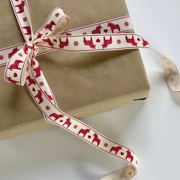 Scandinavian Hearts - Wholesale Ribbon - Gift Wrapping - Swedish Dala Horse Cotton Ribbon Gifts Crafts & Decor 5 yds9