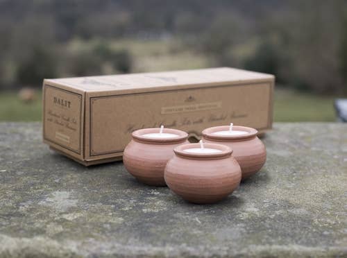Dalit Goods Co – wholesale Jar/filled candle – Handmade Terracotta Candles - Box of 3 Original Scent, Karan3