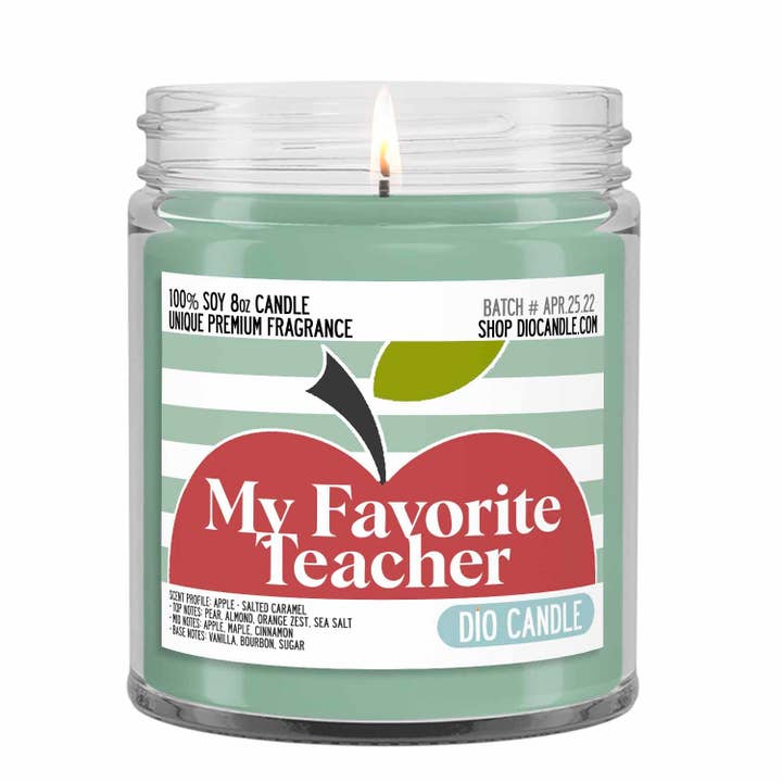 Vela Teacher's Pet - Cantidad Limitada Disponible para venta al por mayor de Dio Candle Company