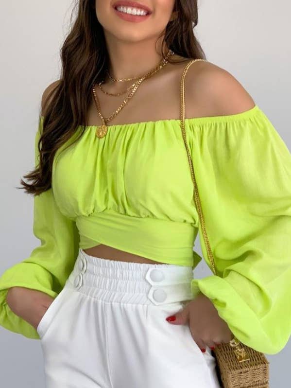 HIDDENBRAND - Wholesale Blouse - Women's - Crop Top Balloon Sleeve Straight-Neck Shirt1