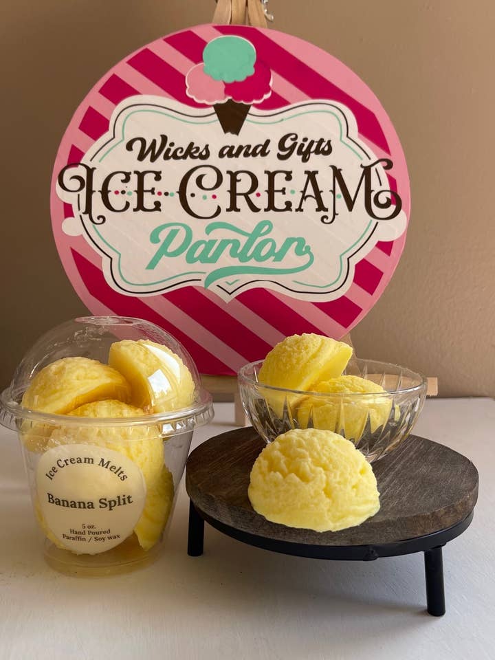 Banana Split 5 oz Ice Cream Scoop Melts for wholesale by Wicks and Gifts