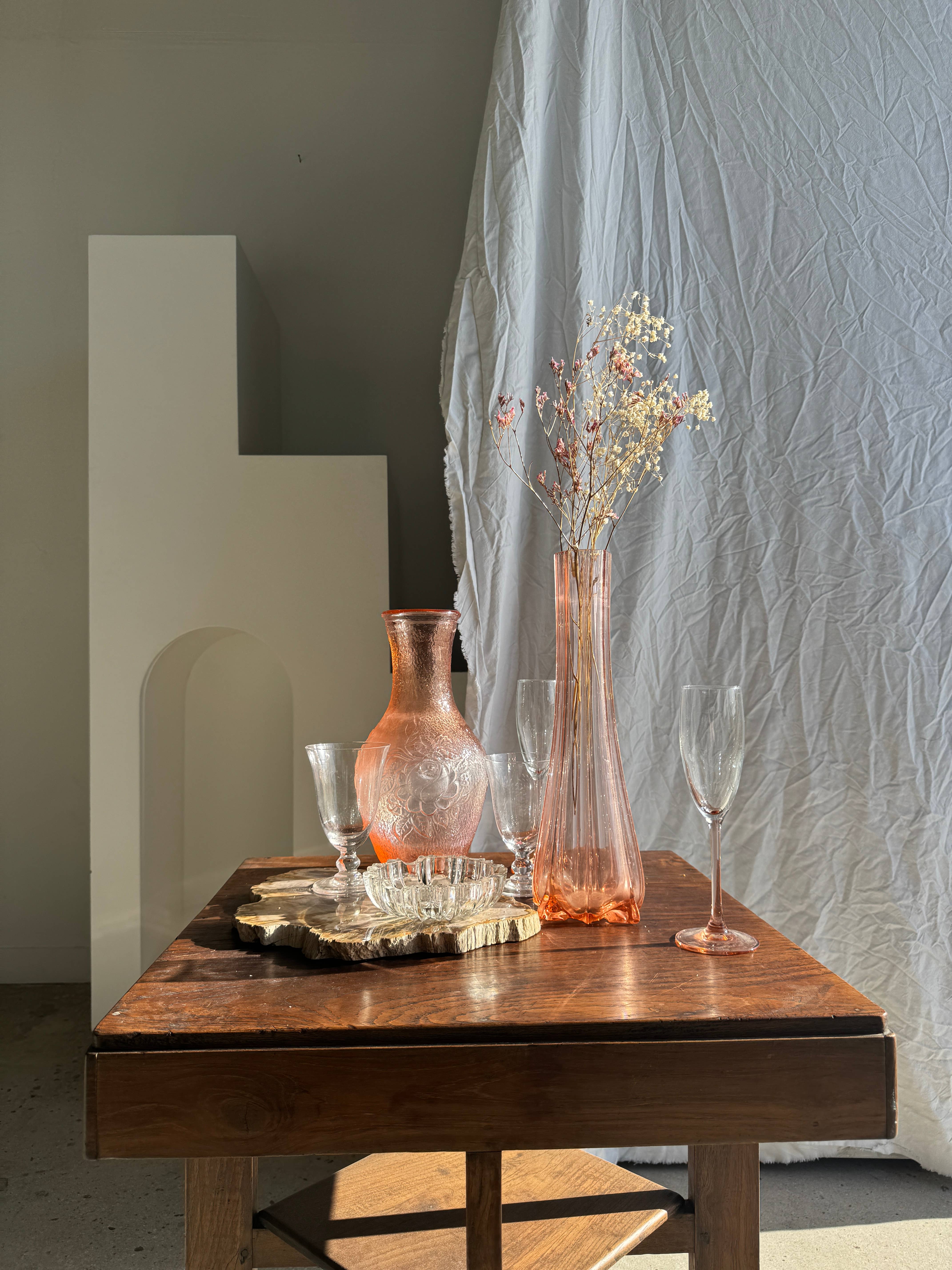 Large pink glass soliflore vase H37 D18A for wholesale on Faire8