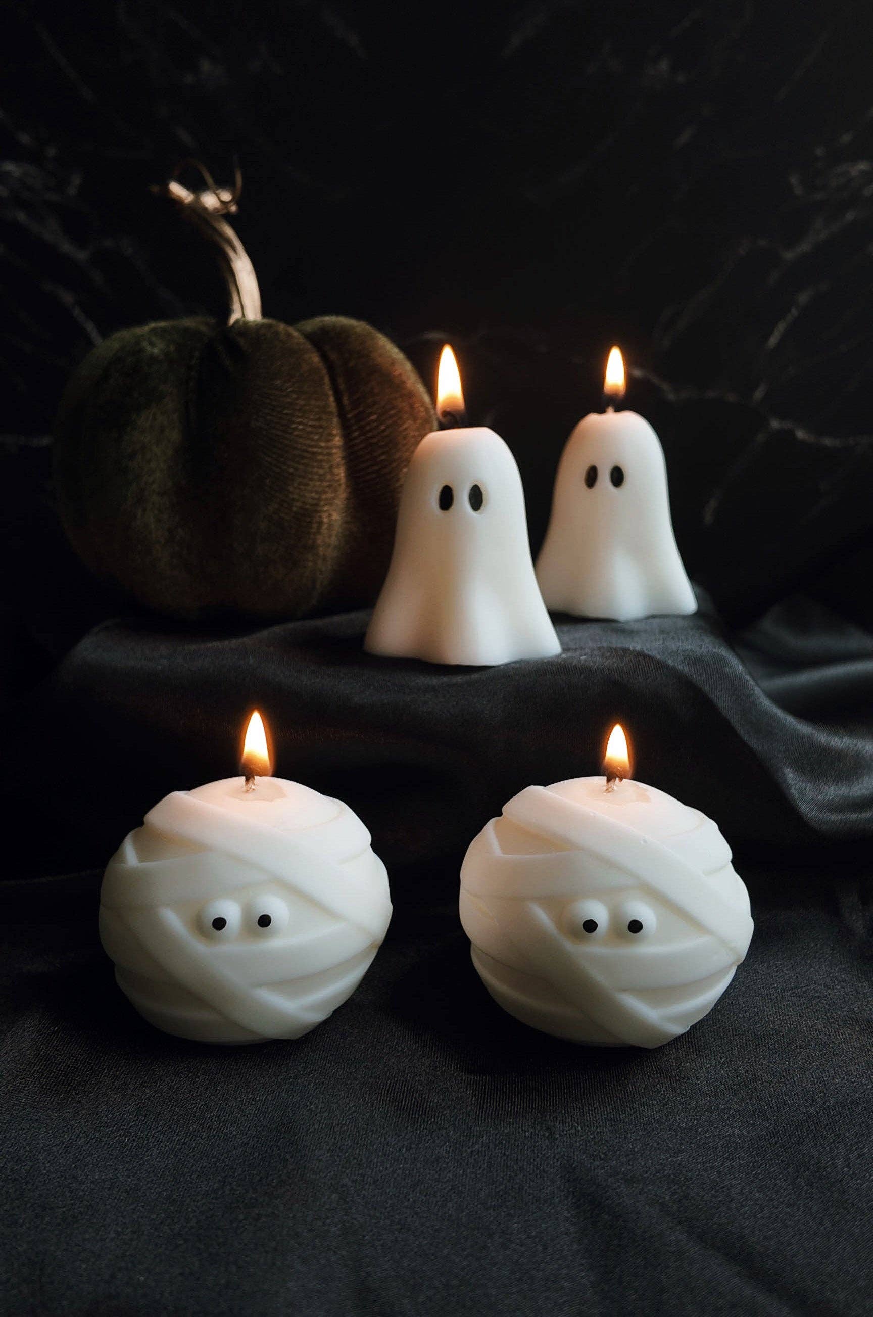 Hi Sunday Collective - Wholesale Novelty Candle - LITTLE GHOST HALLOWEEN CANDLE1