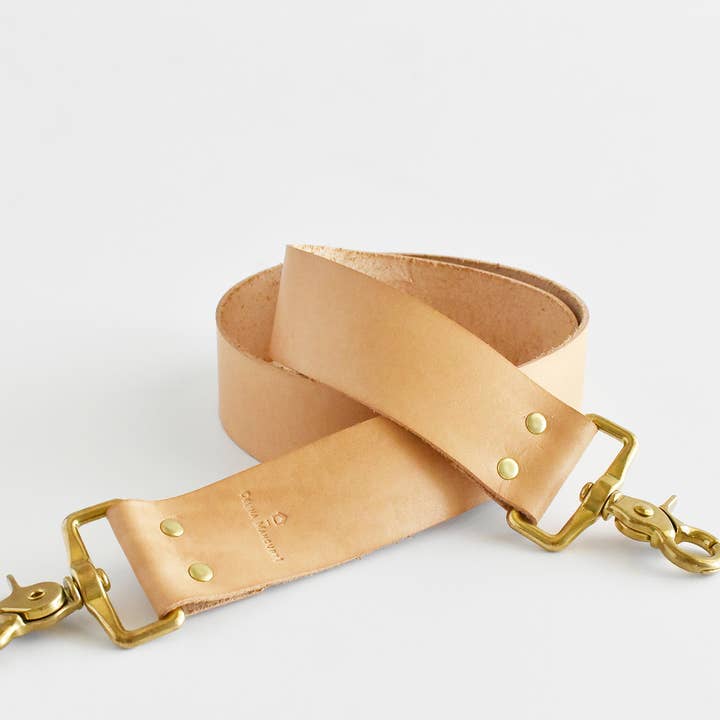 Cinturino in Pelle - Tan per la vendita all'ingrosso da parte di Celina Mancurti, LLC