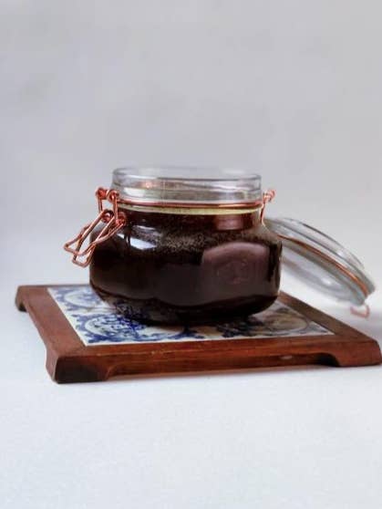 Organic sugaring wax for wholesale by Soapy Earth