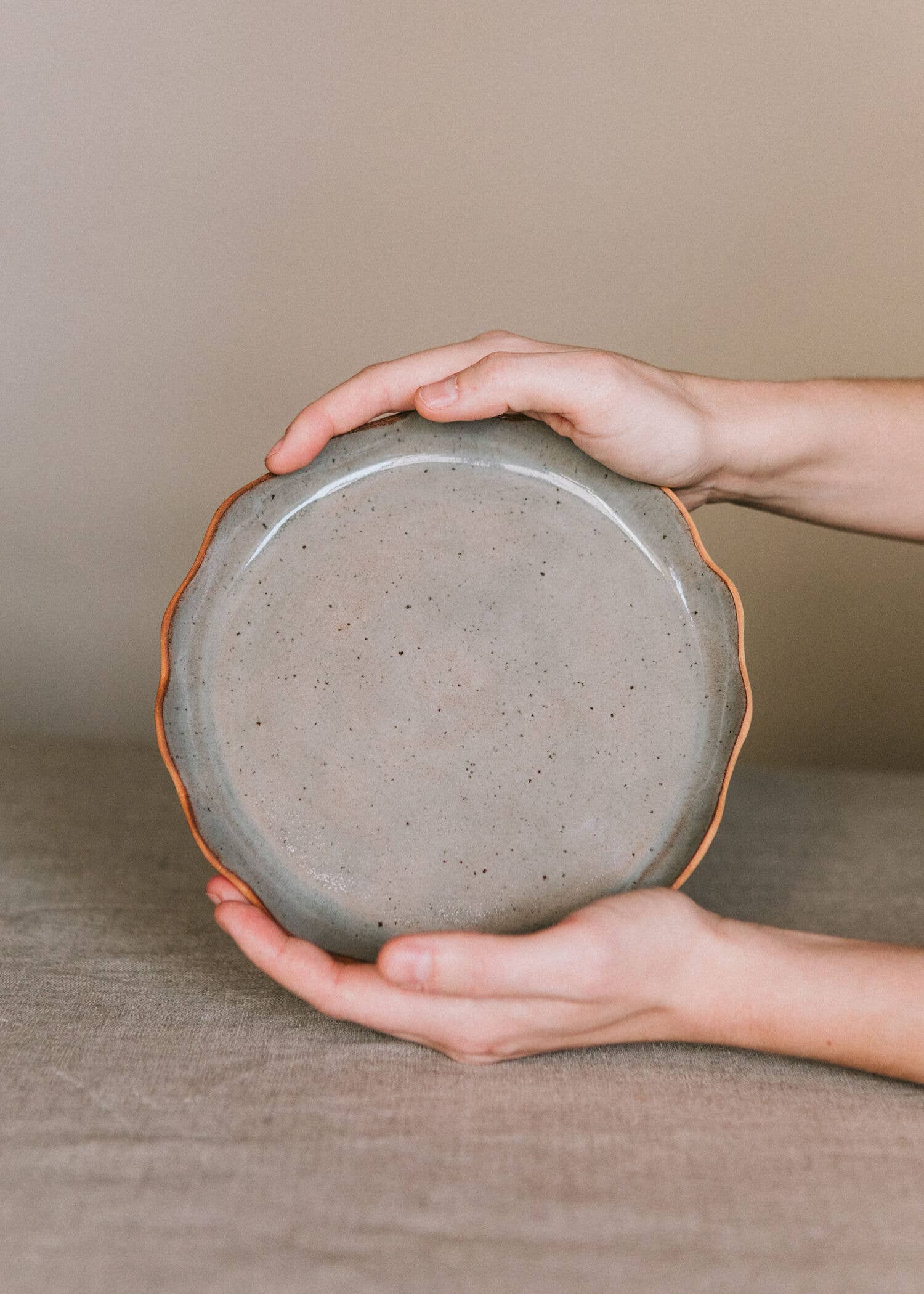 Ohyoko ceramics - Vente Plats - Assiettes en céramique artisanale avec bords ondulés11