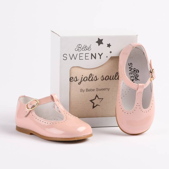 Sapatos de Menina em Pele Envernizada Rosa com Tira em T por atacado de Bebe Sweeny