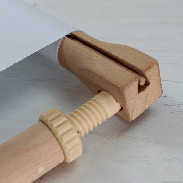 Nurge – Engroshandel Broderitilbehør – Nurge justerbar broderiramme, vælg mellem 3 størrelser2