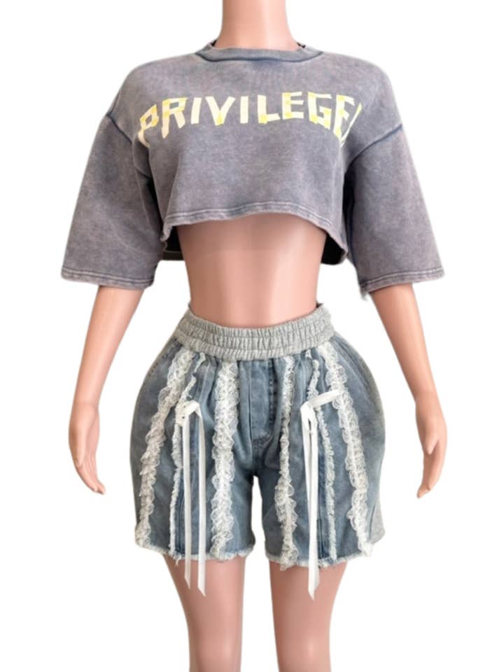 NEWGENS - Wholesale Graphic Sweatshirt - Women's - NT1091A PRIVILEGED Washed Crop Sweatshirt1