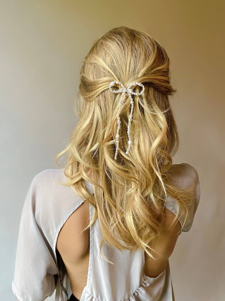 Barretta BOW perlata per la vendita all'ingrosso da parte di dream hair jaguar shoes